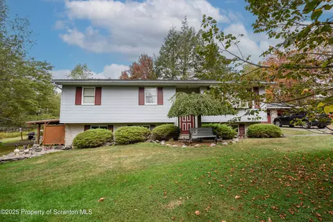 2011 Aberdeen Rd Private Rd, Madison Township, PA 18444