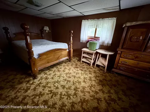 Bedroom - 950 E Drinker St, Dunmore, PA 18512 photo 1 of 4