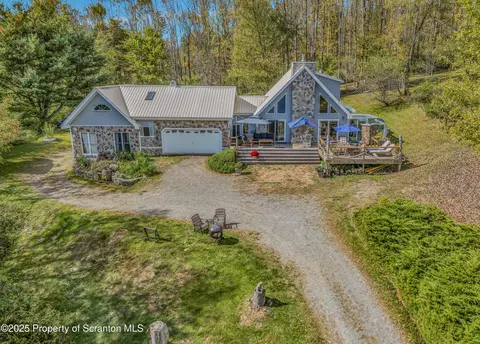 242 Shore Dr, Hop Bottom, PA 18824