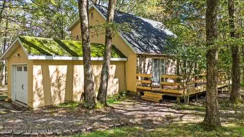 41 Pinoak Dr, Jim Thorpe, PA 18229