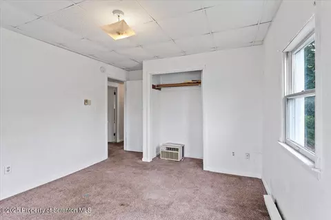901 Eynon St, Scranton, PA 18504 photo 33