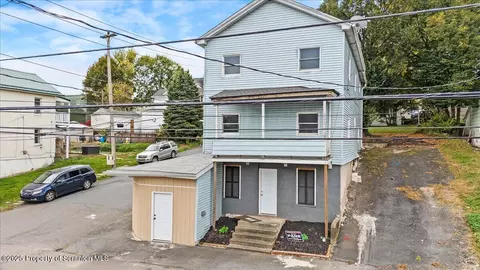 901 Eynon St, Scranton, PA 18504