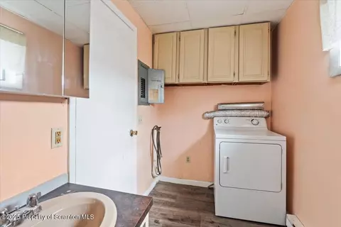 901 Eynon St, Scranton, PA 18504 photo 28