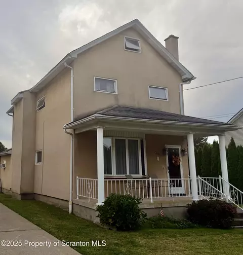 921 Prince St, Taylor, PA 18517
