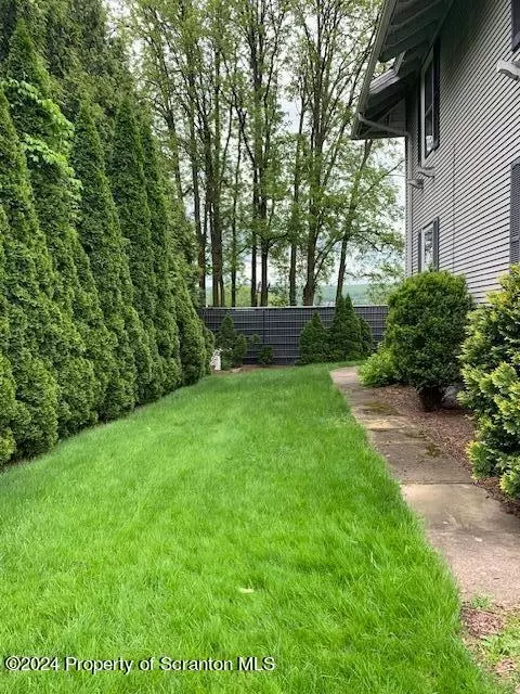 Exterior - 1237 S 6th Ave, Scranton, PA 18504 photo 9 of 11