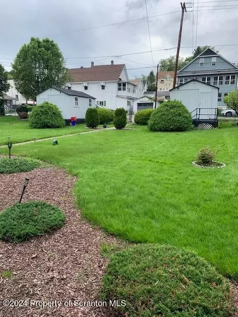 Exterior - 1237 S 6th Ave, Scranton, PA 18504 photo 3 of 11
