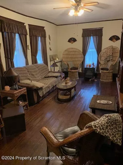 Living - 1237 S 6th Ave, Scranton, PA 18504 photo 2 of 3