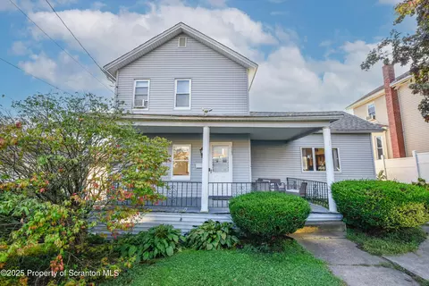 1123 Court St, Scranton, PA 18508