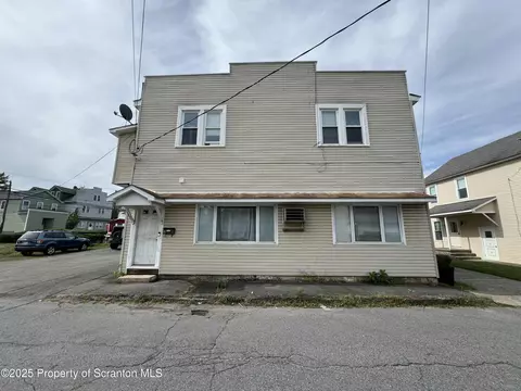 11 Sago Ave, Carbondale, PA 18407