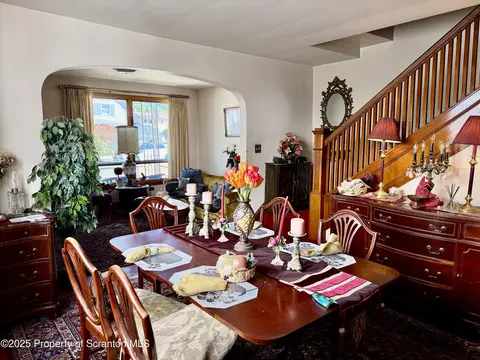 Dining - 710 Maple St, Old Forge, PA 18518 photo 2 of 4