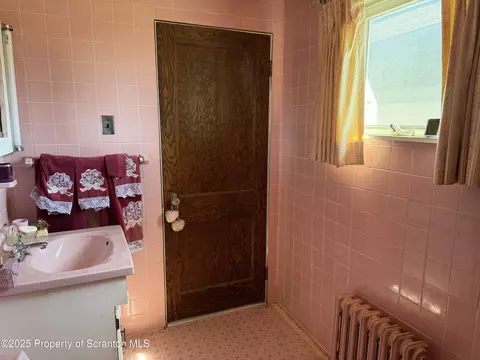 Bath - 710 Maple St, Old Forge, PA 18518 photo 1 of 2