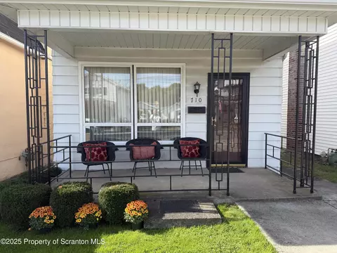 Exterior - 710 Maple St, Old Forge, PA 18518 photo 2 of 6