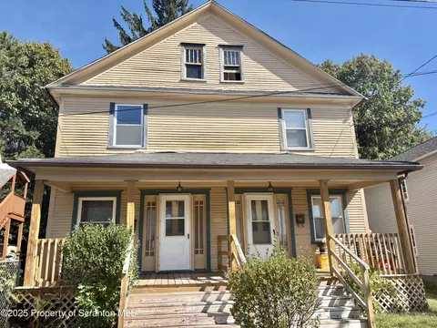 450-452 Laurel St, Scranton, PA 18508
