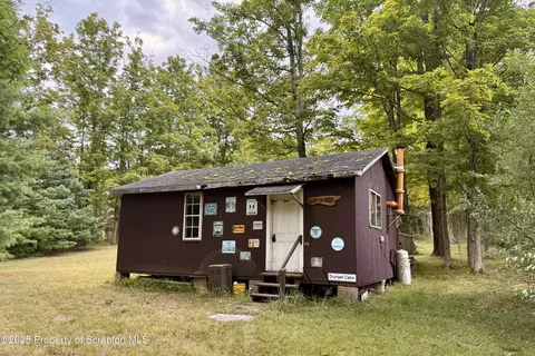 692 Bowman Holw, Forkston, PA 18629