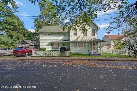 180 Golden Ave, Scranton, PA 18508