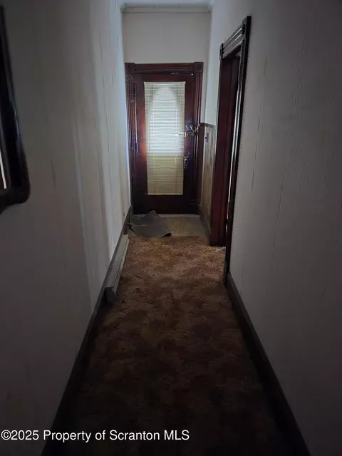Entry Way - 232 232 Main St, Moosic, PA 18507 photo 3 of 3