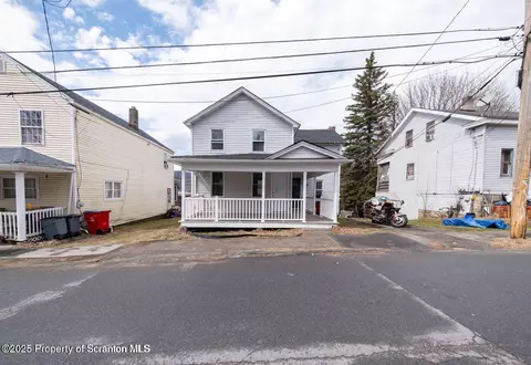 55 Terrace St, Carbondale, PA 18407