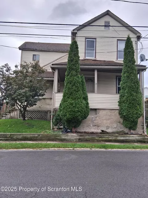 194 Green St, Edwardsville, PA 18704