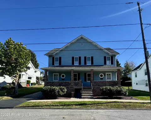 508-510 Hill St, Mayfield, PA 18433