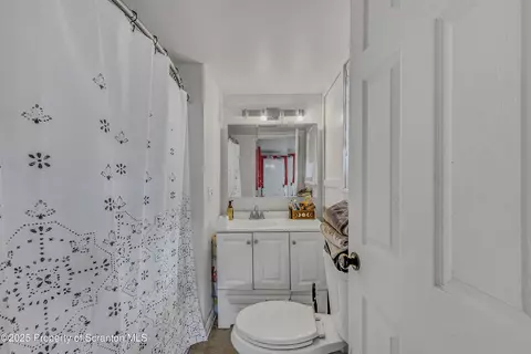 Bath - 1000 E Scott St, Olyphant, PA 18447 photo 3 of 3