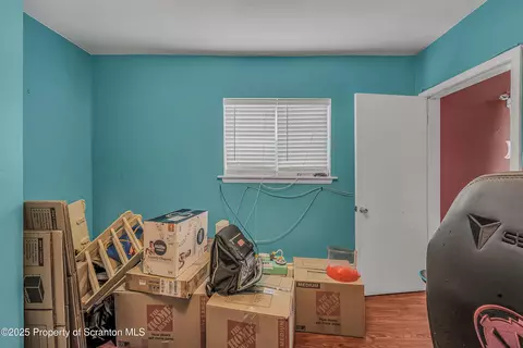 Bedroom - 1000 E Scott St, Olyphant, PA 18447 photo 8 of 11