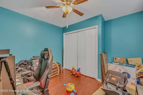 Bedroom - 1000 E Scott St, Olyphant, PA 18447 photo 7 of 11