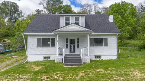 75 Hamlin Hwy, Moscow, PA 18444