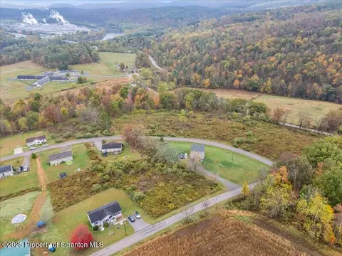 lot1 Russell Rd, Mehoopany, PA 18629
