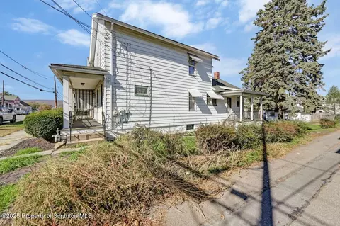637 Brook St, Scranton, PA 18505 photo 3