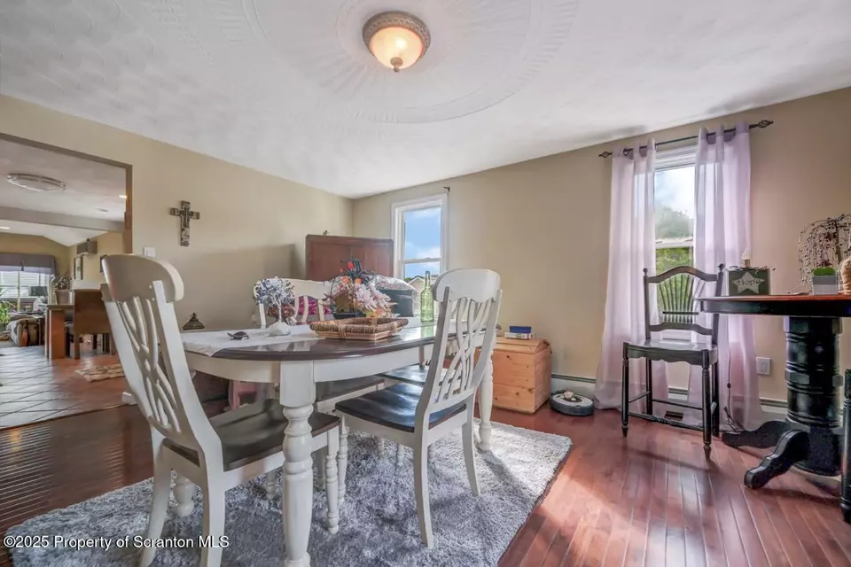 Dining - 224 Brook St, Peckville, PA 18452 photo 3 of 3