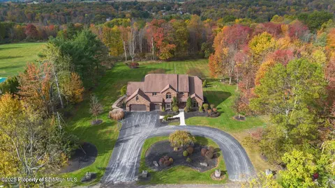 1266 Ryman Rd, Dallas, PA 18612