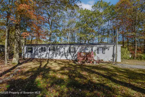 142 Butler Hill Rd, Jefferson Twp, PA 18436