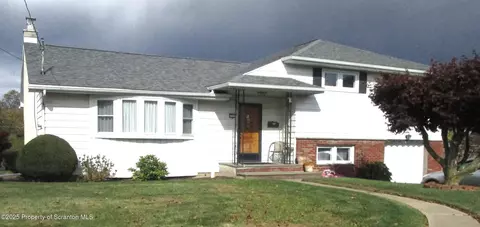 715 Moritz St, Dunmore, PA 18512