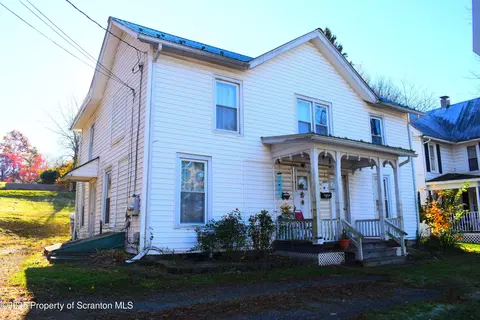 224 Cliff St, Montrose, PA 18801