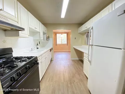 Kitchen - 1309 Summit Pointe, Scranton, PA 18508 photo 1 of 3