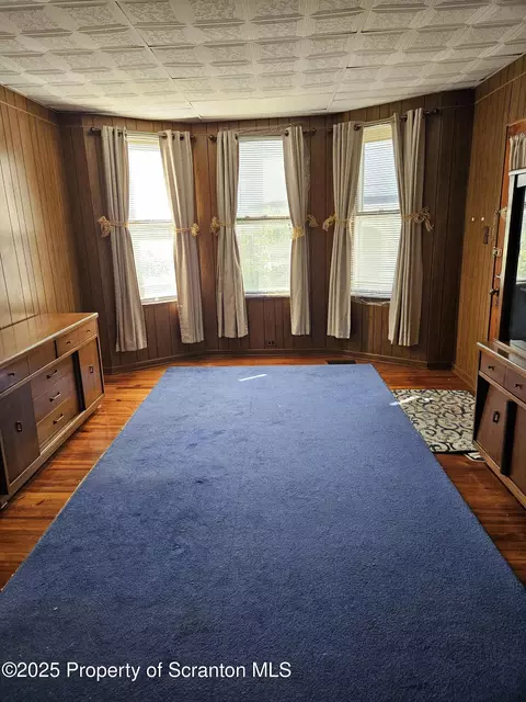 Living - 314 E Drinker St, Dunmore, PA 18512 photo 2 of 3