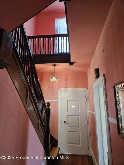 Entry Way - 314 E Drinker St, Dunmore, PA 18512 photo 1 of 3