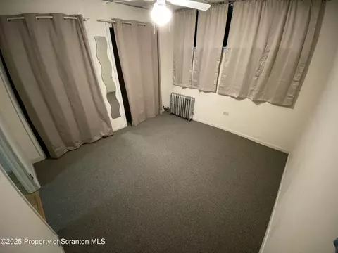 401 Putnam St, Scranton, PA 18508 photo 5