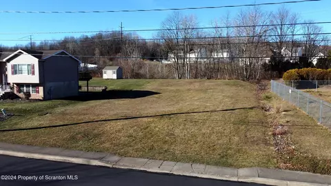 1515 Euclid Ave, Scranton, PA 18504