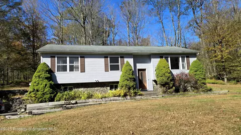 2311 Motichka Rd, Madison Township, PA 18444