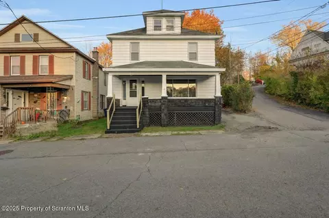 76 Lunny, Carbondale, PA 18407