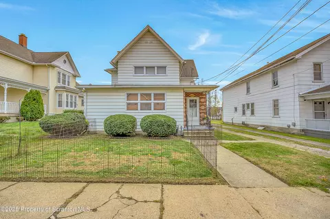 412 Academy St, Peckville, PA 18452