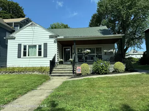 441 Madison Ave, Jermyn, PA 18433