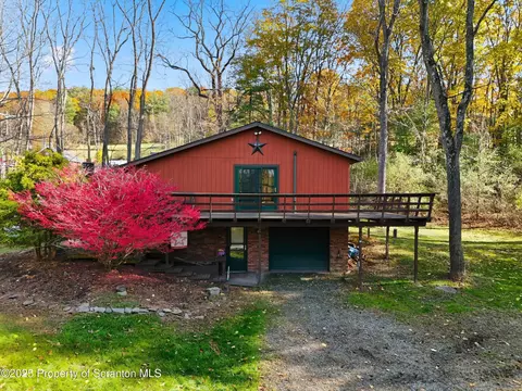 1 Ford Dr, Tunkhannock, PA 18657