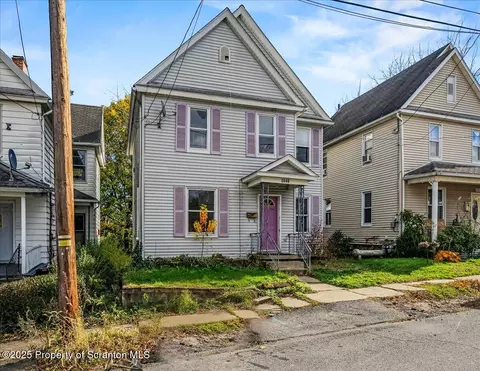 2040 Edna Ave, Scranton, PA 18508