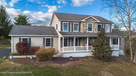 64 Greenbriar Dr, Spring Brook, PA 18444