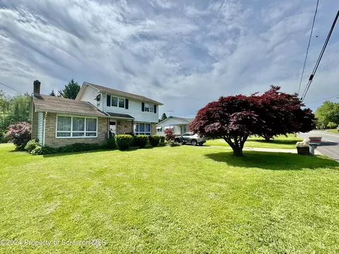 620 S Keyser Ave, Taylor, PA 18517