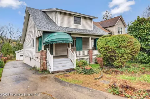 216 N Abington Rd, Clarks Green, PA 18411