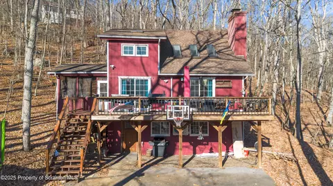 3110 Cherry Ridge Rd, Bushkill, PA 18324
