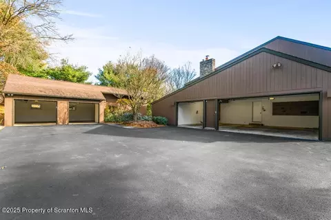 325 Longmeadow Rd, Shavertown, PA 18708 photo 37